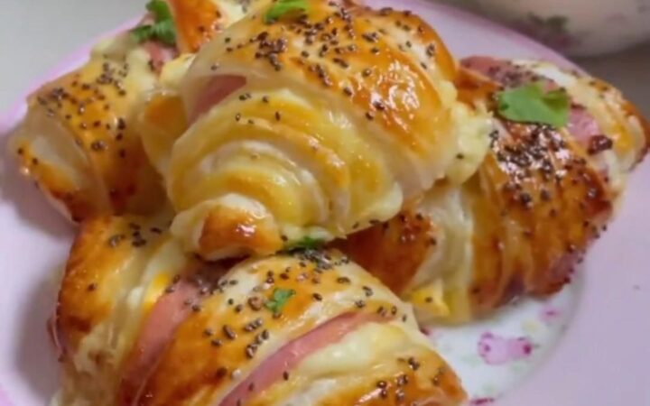 croissant breakfast casserole