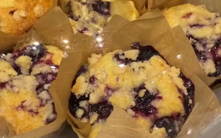 yummy blueberry muffins