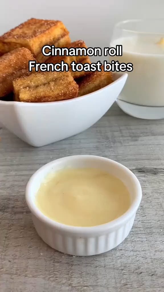 cinnamon roll french toast bites