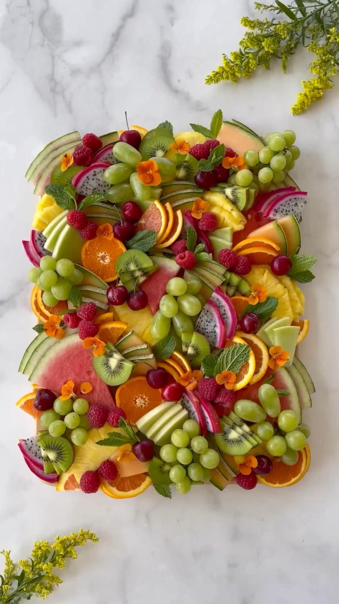 The Perfect Summer Fruit Board Appetizer