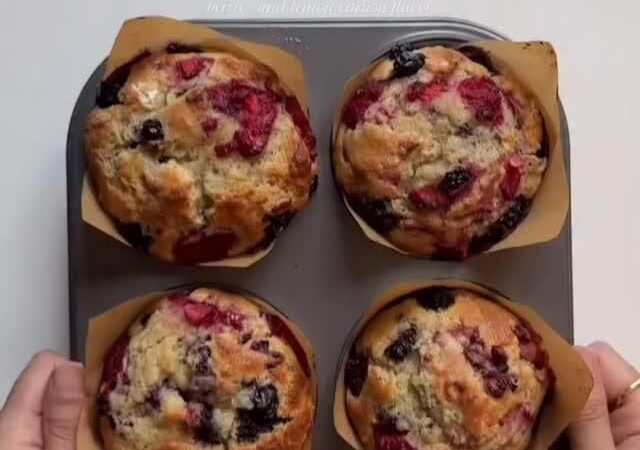 lemon berry muffins