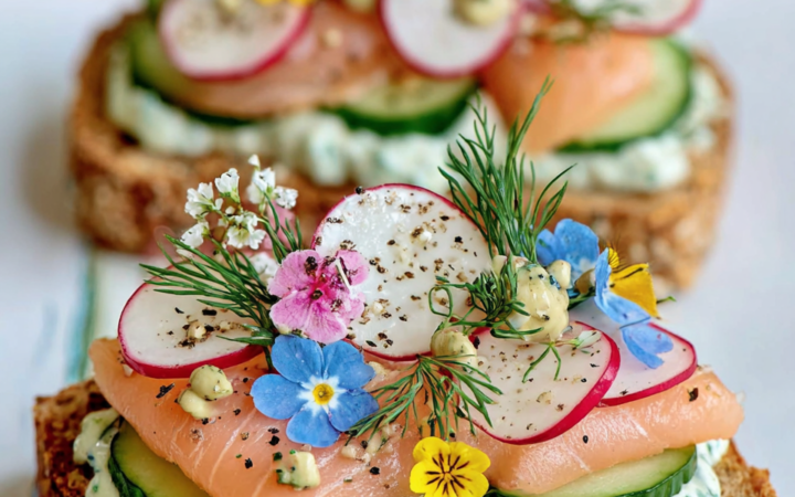 salmon toast recipe