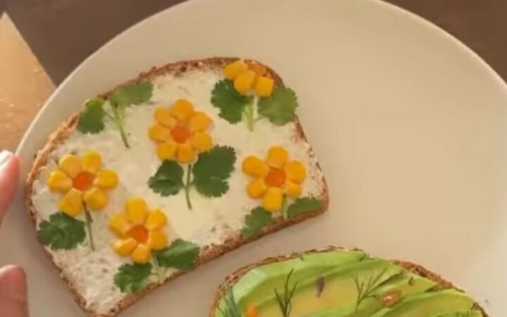aesthetic breakfast board