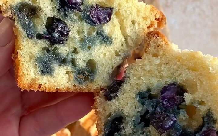 bakery style blueberry muffins