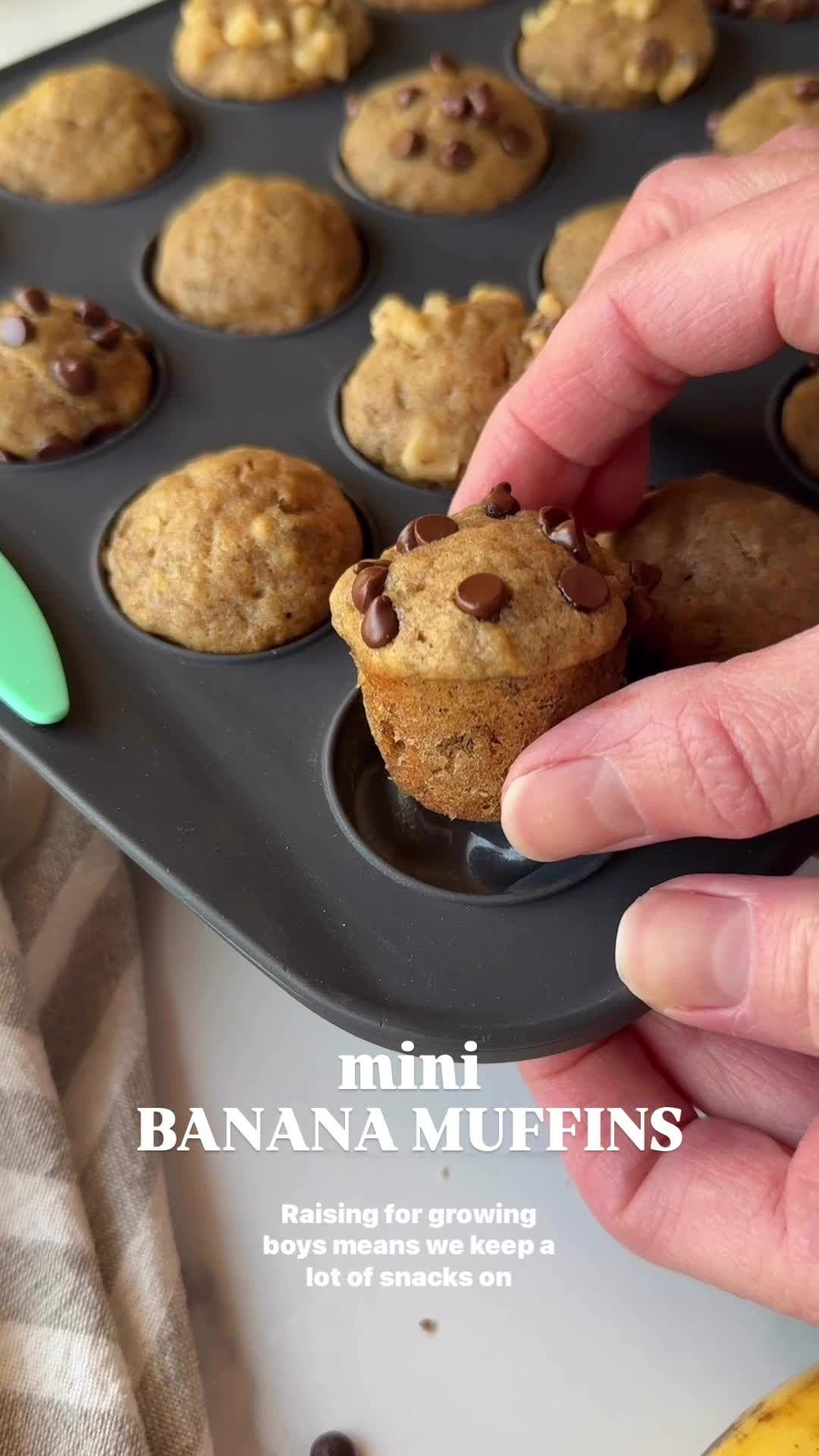 Mini Banana Muffins
