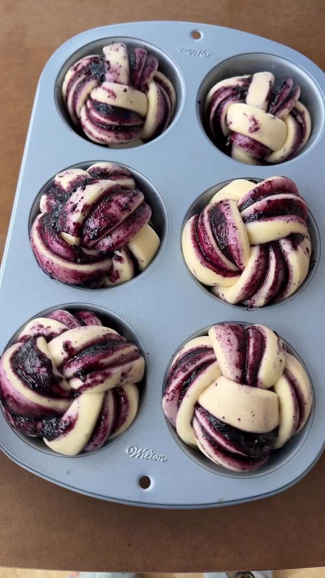 Einfaches gesundes Kirsch Brötchen Rezept für Diät | schnelles kalorienarmes Kirsch Frühstücksbrötchen